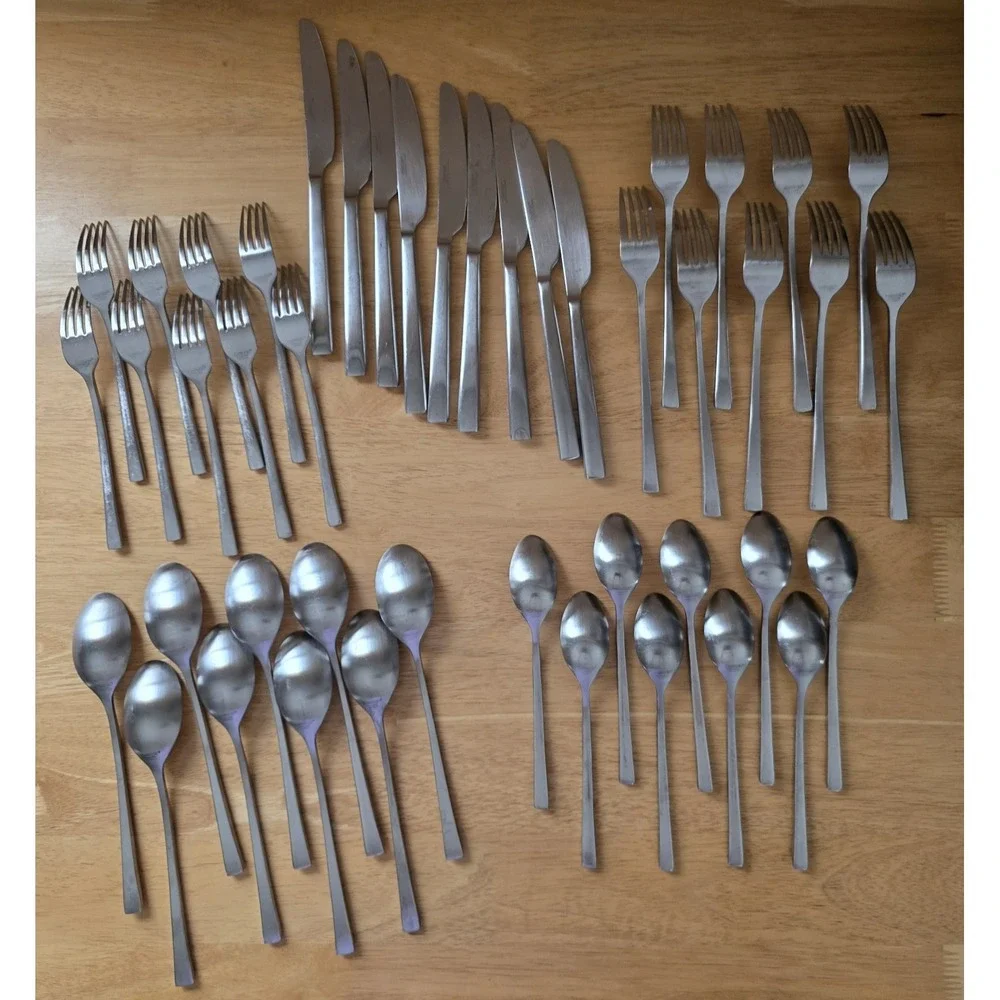 Cambridge Stainless Flatware Service for 9 Satin Tapered Handles 45 Piece Set